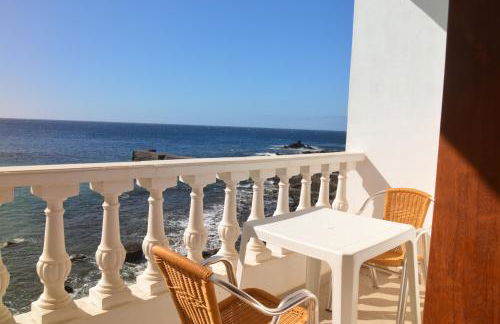 Sunset in the Atlantic Apartamentos Playa de Alojera - Foto 27