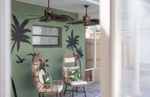 Sunny Auburndale Retreat with Pool - Photo 23