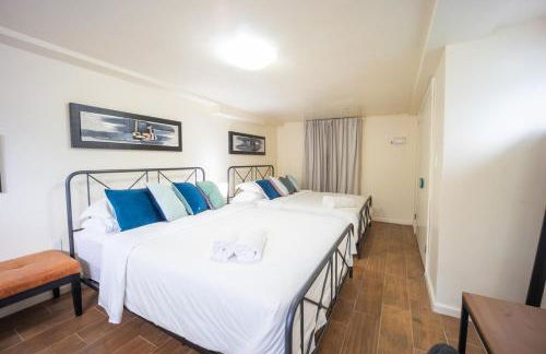 Bright 3bed basement with backyard & free parking - Foto 2