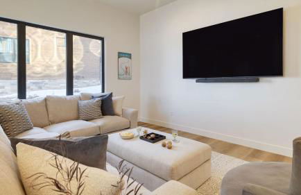 Mins to Deer Valley Lift Firepit, Game Room, Views, 5bdr Orion by Avantstay - Foto 28