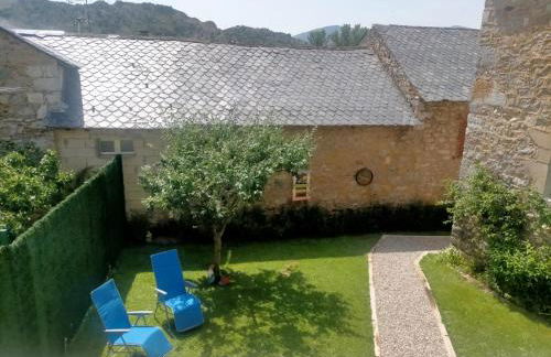 Bajo los nidos 2 - Foto 2