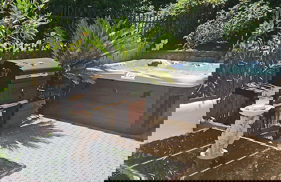 Rapallo 2-bed Apt, Sleeps 5 With Hot Tub - Foto 14