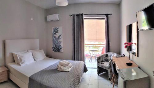 Nini's House 2 Nydri - 100m from beach NYDRI TOWN CENTER - Foto 2