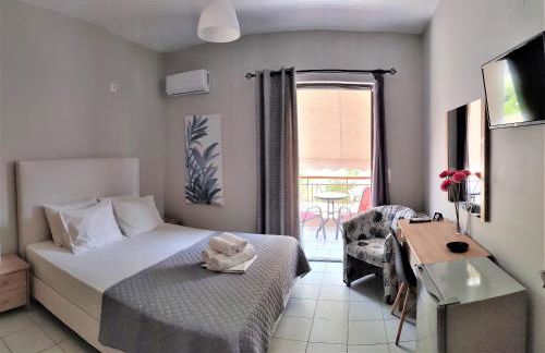 Nini's House 2 Nydri - 100m from beach NYDRI TOWN CENTER - Foto 2