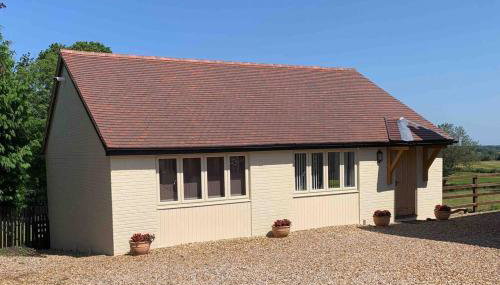 Little gem at foot of Malvern Hills - Foto 1