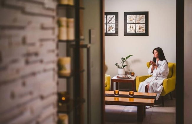 Luxury Apartment at Sea Temple Palm Cove 2 Bed 2 Bath - Photo 32