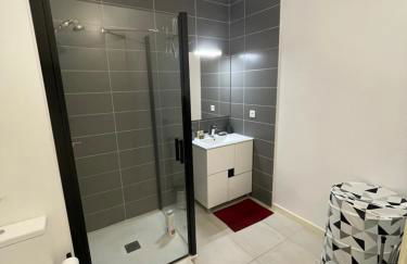 Luxury apartment near CDG & Parc Asterix - Foto 17
