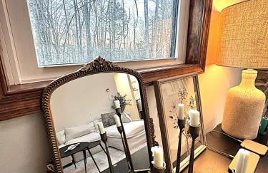 Romantic Mountainside Cozy Cabin Poconos - Foto 17