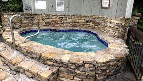 5 Star 3 bd 3ba Serenity Views w Pool Fireplace - Foto 4