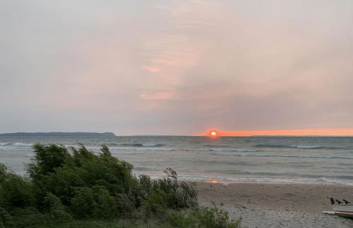 Boona Vista Lake Michigan Beach Front Cottage - Foto 37