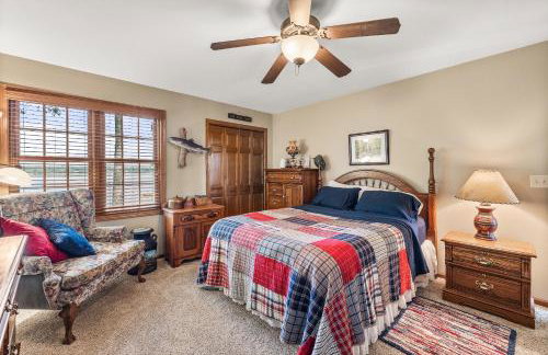 Family-Friendly 5BR House by the Lake - Foto 41