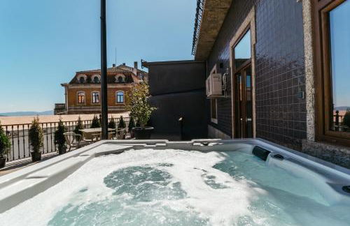 Royal Collection Covilhã - Photo 99