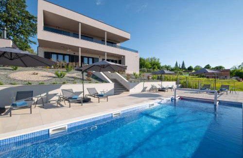 Villa Callista near Labin for 10 persons with kids playground, fitness and heated pool - Foto 12