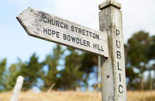 Unconformity Barn - Foto 22