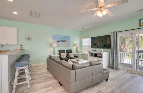 Walk to Ocean and Pier Surfside Beach House with Pool - Foto 5