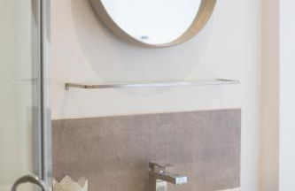 Lovely 3-Bedroom Apartment with Stunning Sea Views - Foto 24