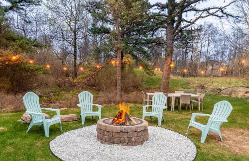 Emerald Lakes Poconos Retreat Game Room, Firepit & Sleeps 10 - Foto 76