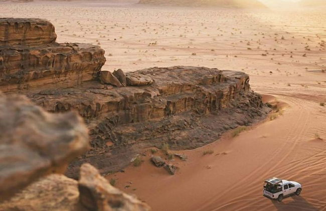 Moon life in Wadi Rum - Photo 11