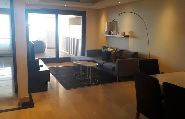 Two-Bedroom Beach Apartment - Photo 6