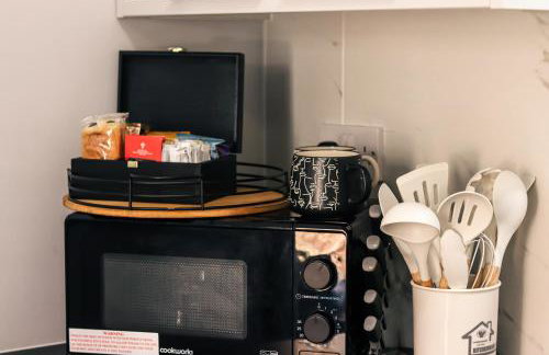 Spacious Stylish Home with FREE Parking 10 Mins to Manchester Centre & AO Arena Ideal for Groups & Long Stays - Foto 22