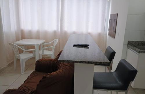 Apto6 com WI-FI e garagem e 100 a av Brasil - Foto 30