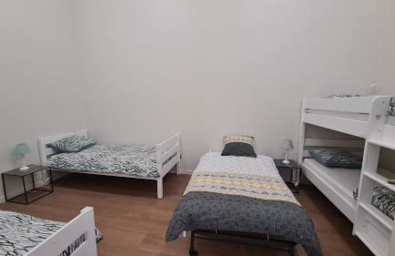 Gîte Le Puy Martineau piscine privée intérieure chauffée terrain arboré à 10 min du Puy du Fo - Foto 18