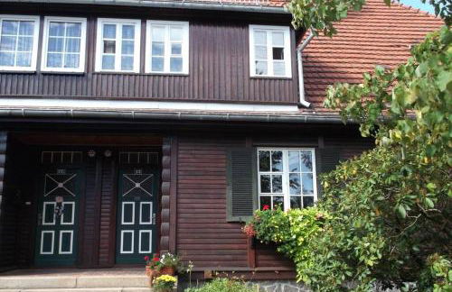 Wohnen im Holzhaus - Foto 1