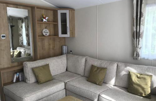 Poppy at Oakdene Forest Park - Foto 47