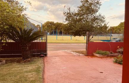 Casa completa com ar-condicionado, Wi-Fi e check-in automático - Foto 11