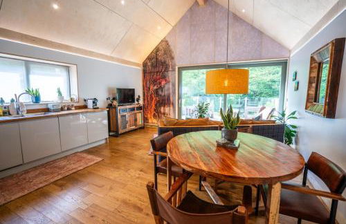 Rosemary Lodge 2BR with Hot Tub near Black Mountain - Foto 21