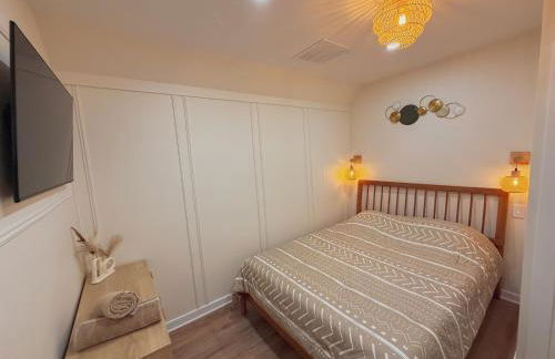 Stylish 2 BR 1 BA Apartment - Steps to the Ocean - Hidden Gem - Foto 11