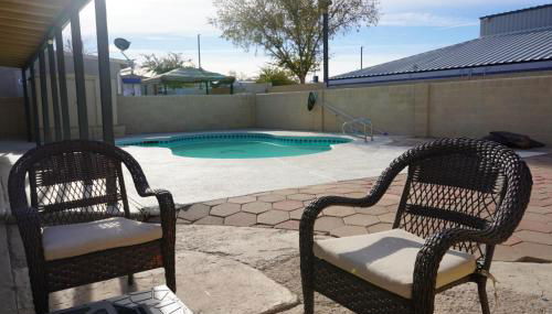 Chic 1 bedroom quiet and private side apt No shared area - Photo 3