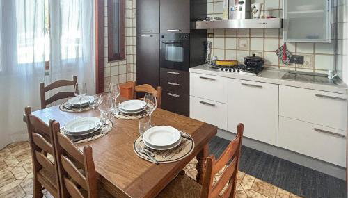 Gorgeous Apartment In Collesalvetti With Wifi - Foto 5