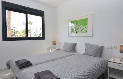 Oasis Beach VI South facing pool view La Zenia - Foto 15