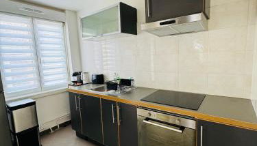 Escapade - Studio cosy au centre de Saint-Omer - Foto 4, stove