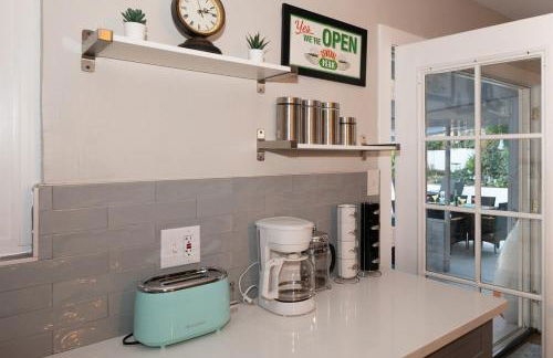 Beach Home in Quiet Neighborhood 5 minutes from the Pier - Foto 35