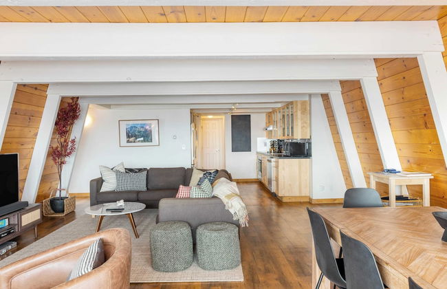 Chickadee by Avantstay Modern A-frame Cabin - Photo 10