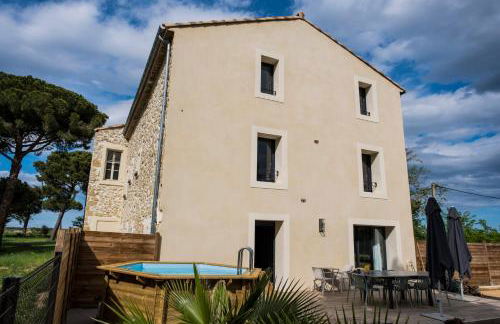 Domaine de Mérins, 10 couchages avec piscine, face à la rivière, à 4km de la plage - Foto 2
