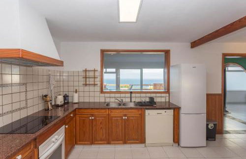 Surf-Check House - 3 min walking to the Beach - Foto 11