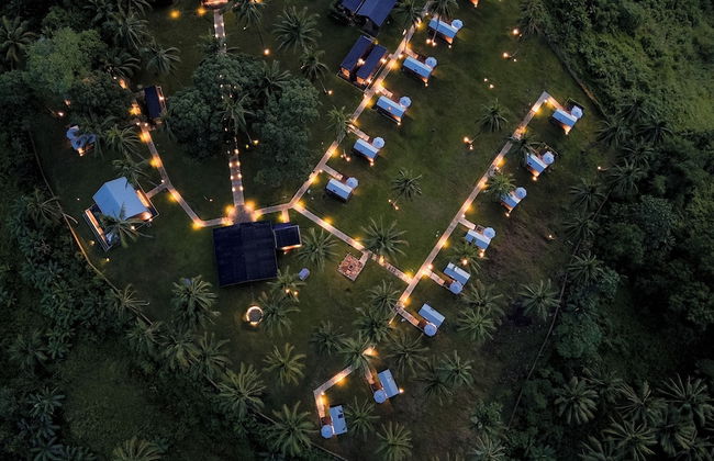 Bobocabin Bunaken Hills - Photo 1