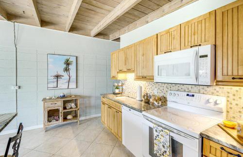 Waterfront Key Colony Beach Home with Golf Cart! - Foto 9