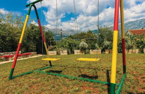 4 Bedroom Cozy Home In Gruda - Photo 18