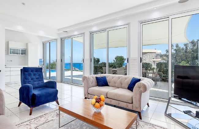 An Executive 3 Bedroom Villa, Private Pool, Ac Wifi in all Rooms, Internet Tv - Foto 7