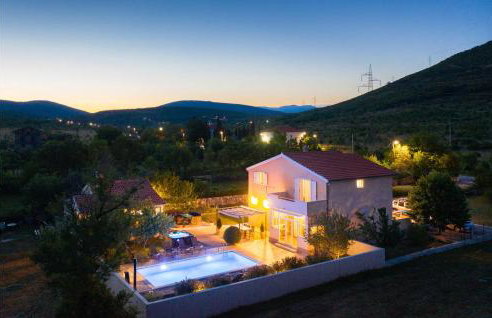 Nice Home In Prugovo With Jacuzzi - Foto 4