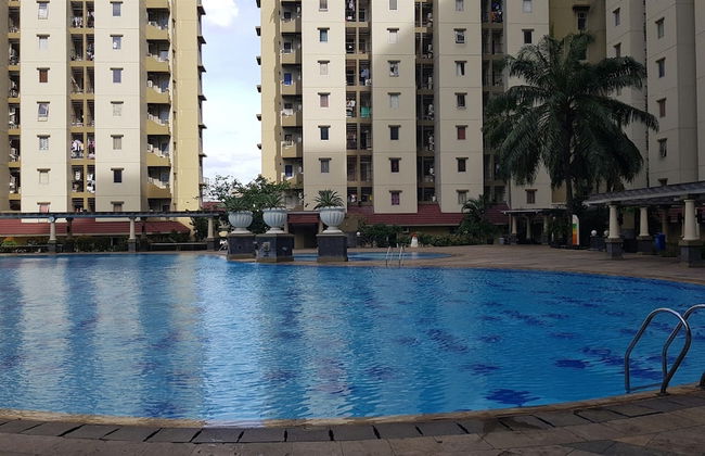 Comfy 2BR High Floor Apartment at Mediterania Palace Residences - Foto 17