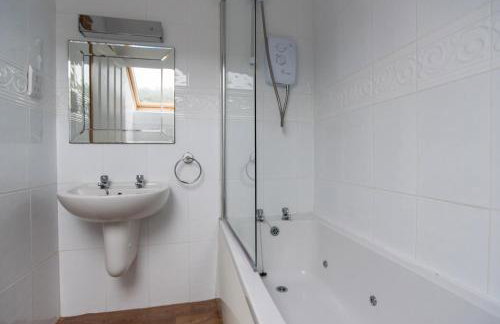 The Workshop - Photo 15