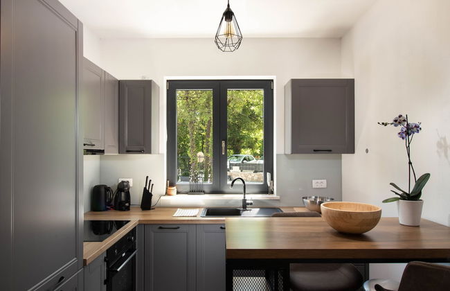 Villa PORTUM - Where Serenity & Comfort meet, Luxurious Woodland Retreat with Private Heated Pool & Amenities - Foto 10