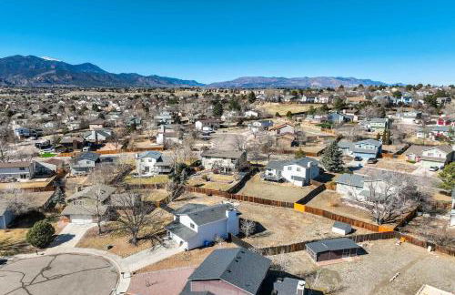 Wild Rose Family Retreat with BBQ & Fire Pit - Foto 43