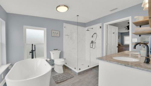 Luxury Bathroom Home with Game Room 25 Mins to PCB - Foto 3