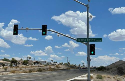 Beach Happy-Lake Close-Private Waterpark Oasis -sleeps 14 - Foto 35